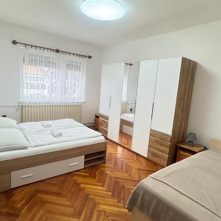 Pingvin Cukraszda Apartman Balatonmáriafürdő Exterior foto